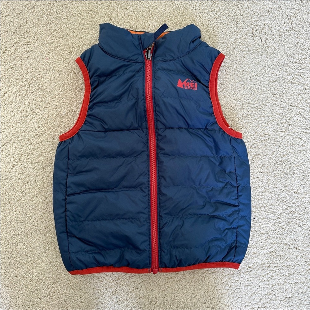 REI kids reversible down vest, size 3T